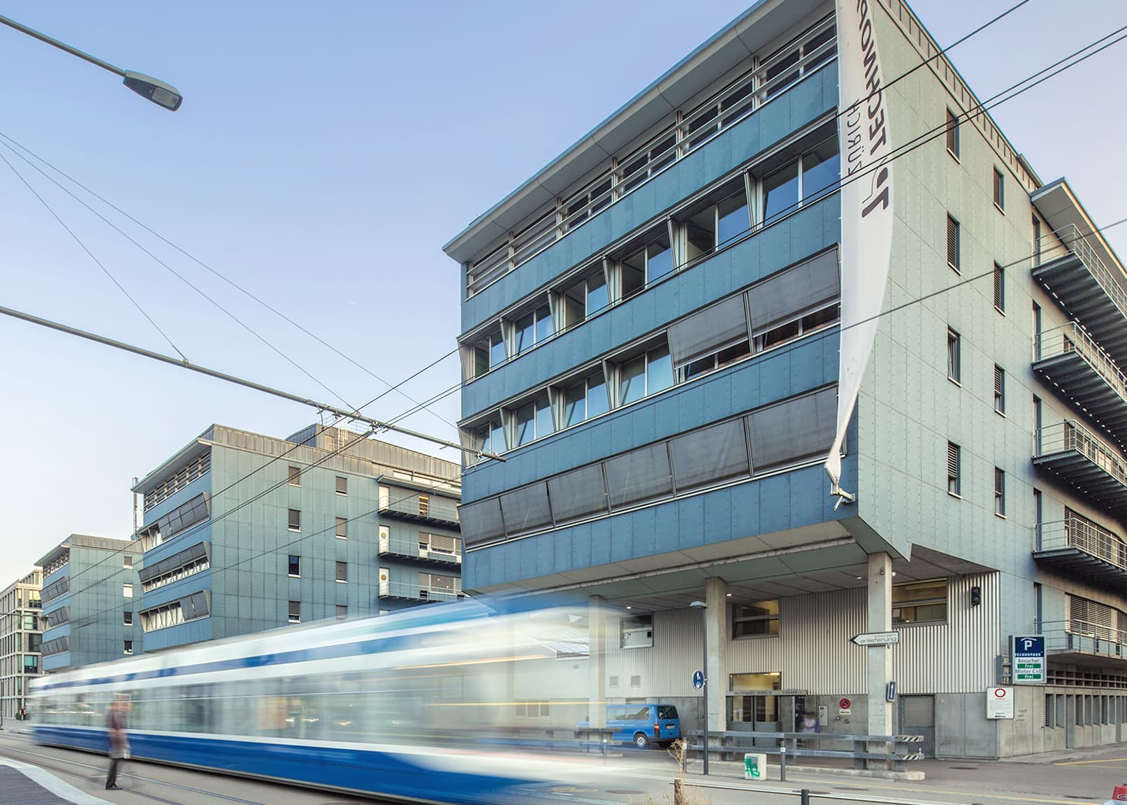 XLab_Technopark_Variante1